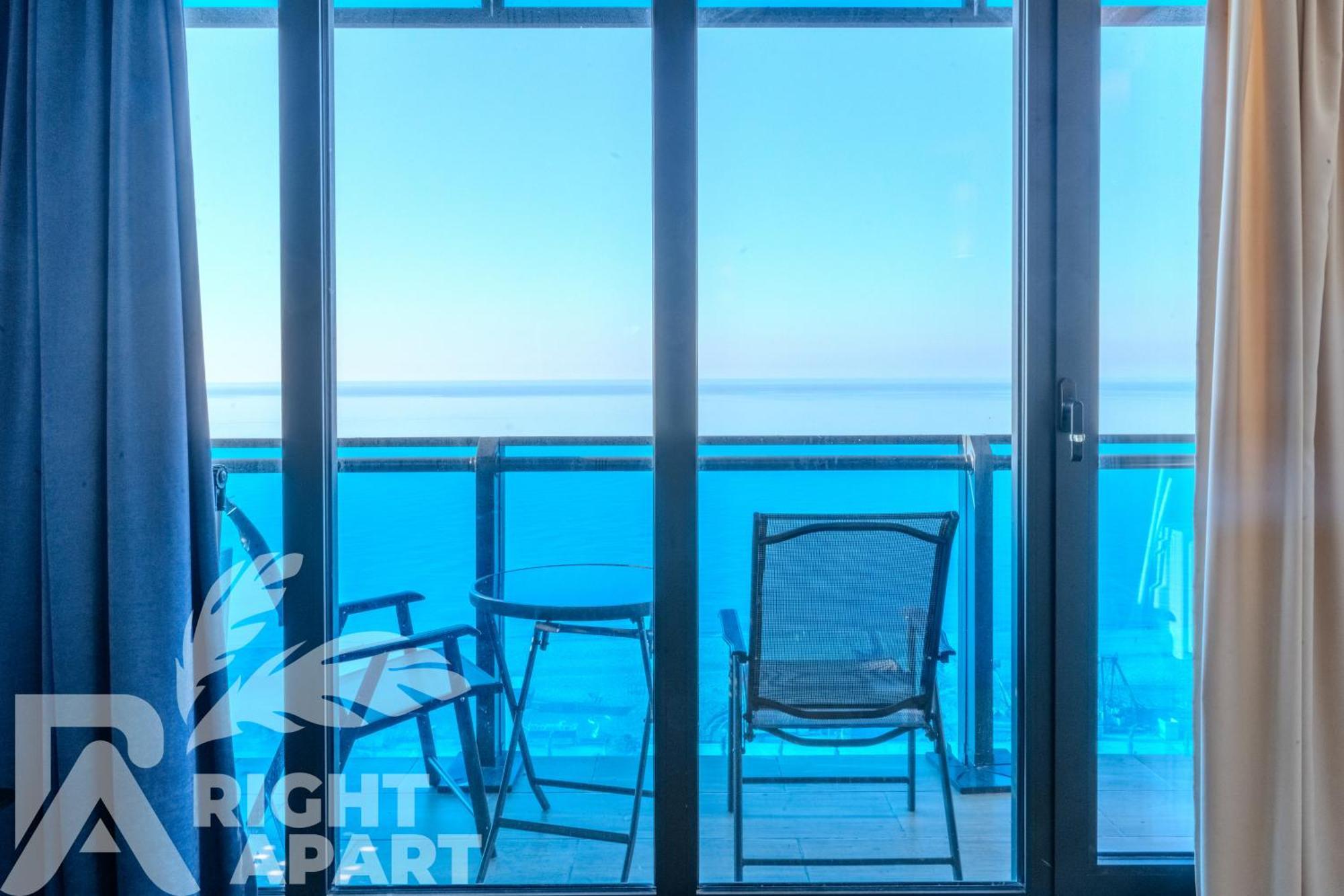 Orbi City Hotel Sea View Batumi Exteriör bild