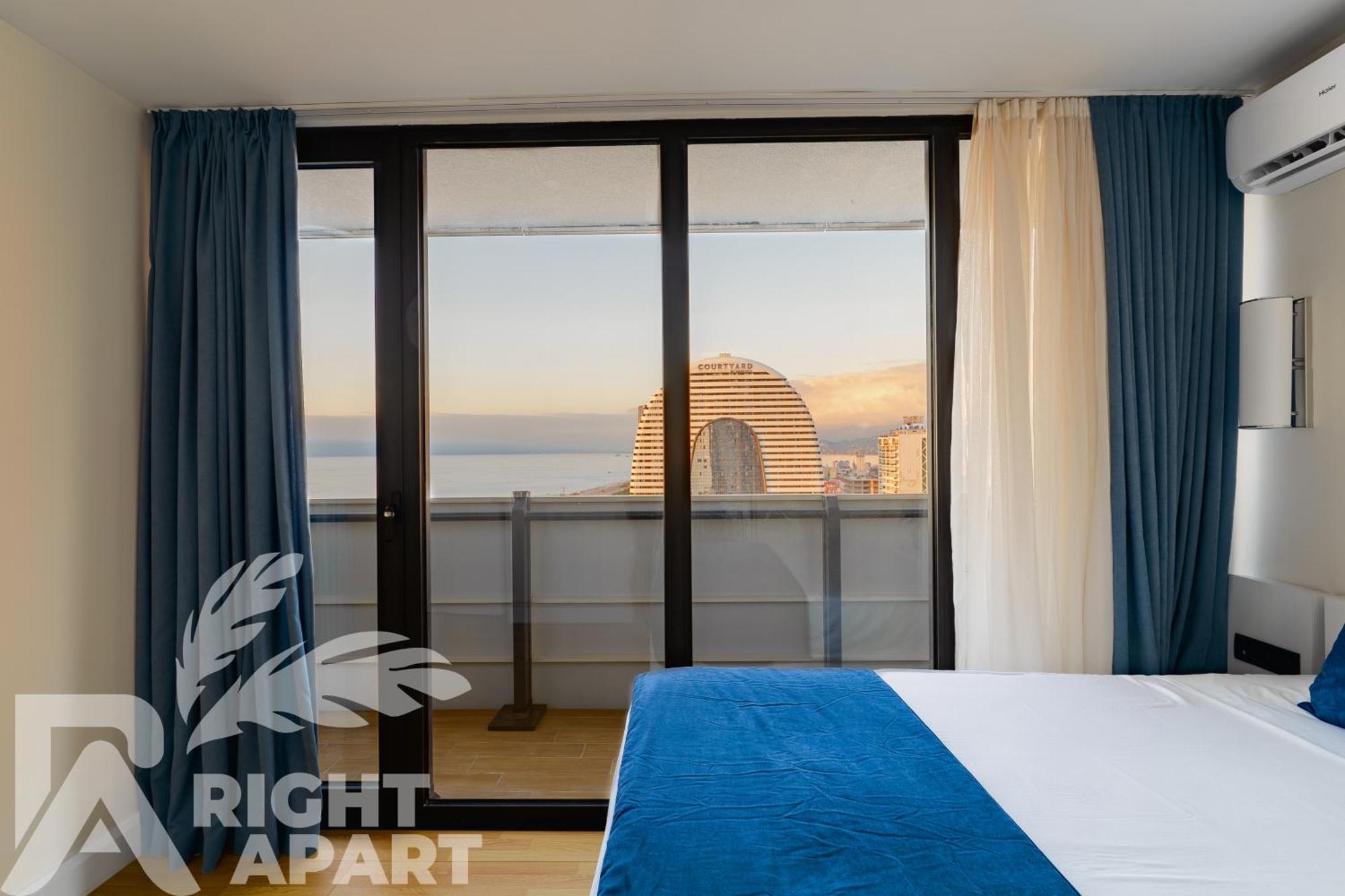 Orbi City Hotel Sea View Batumi Exteriör bild